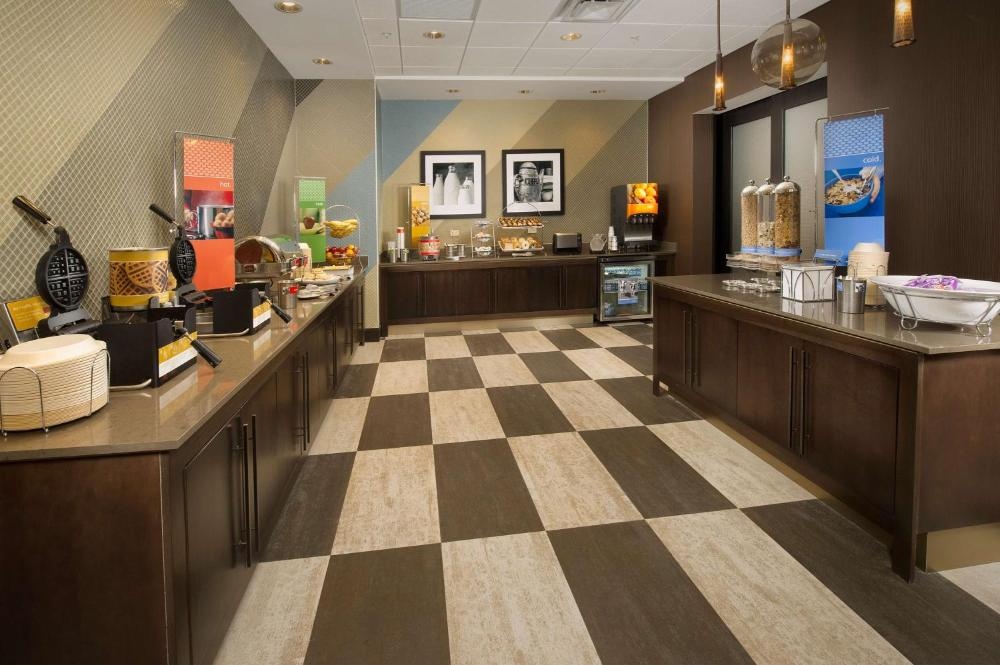 Hampton Inn By Hilton & Suites San Antonio-Downtown/Market Square